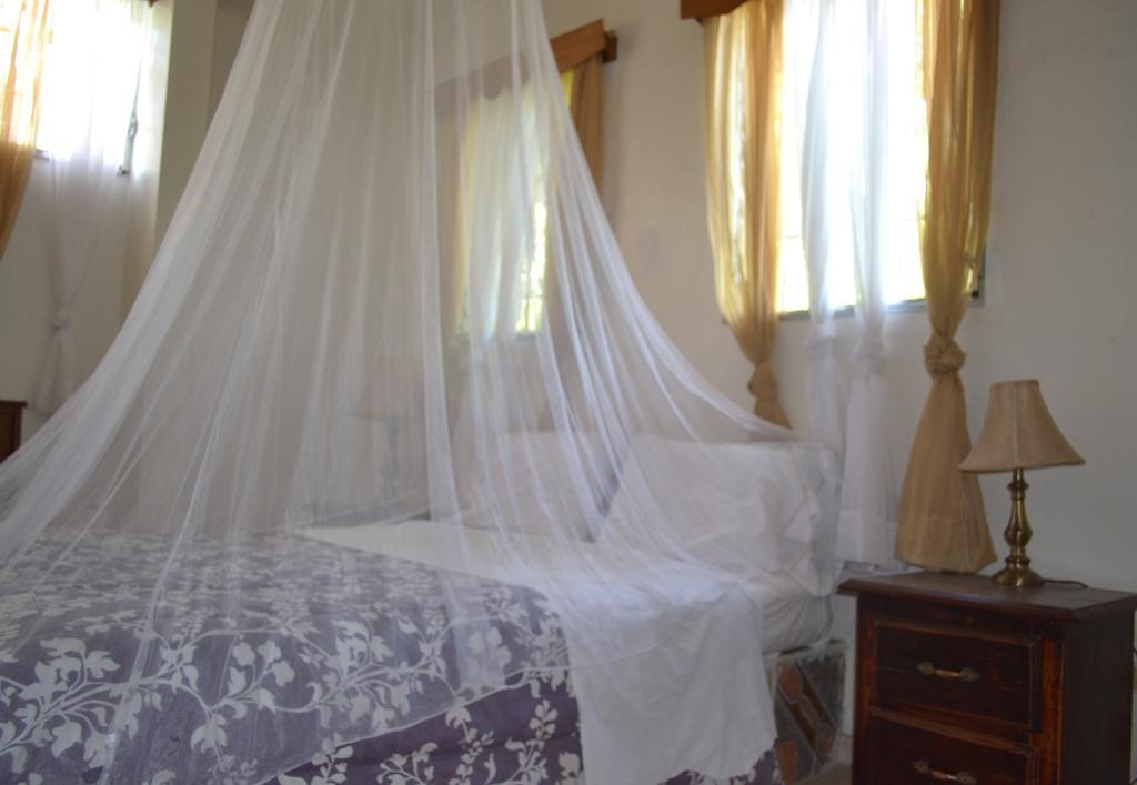 Pacot Breeze Hotel Musseau Rom bilde