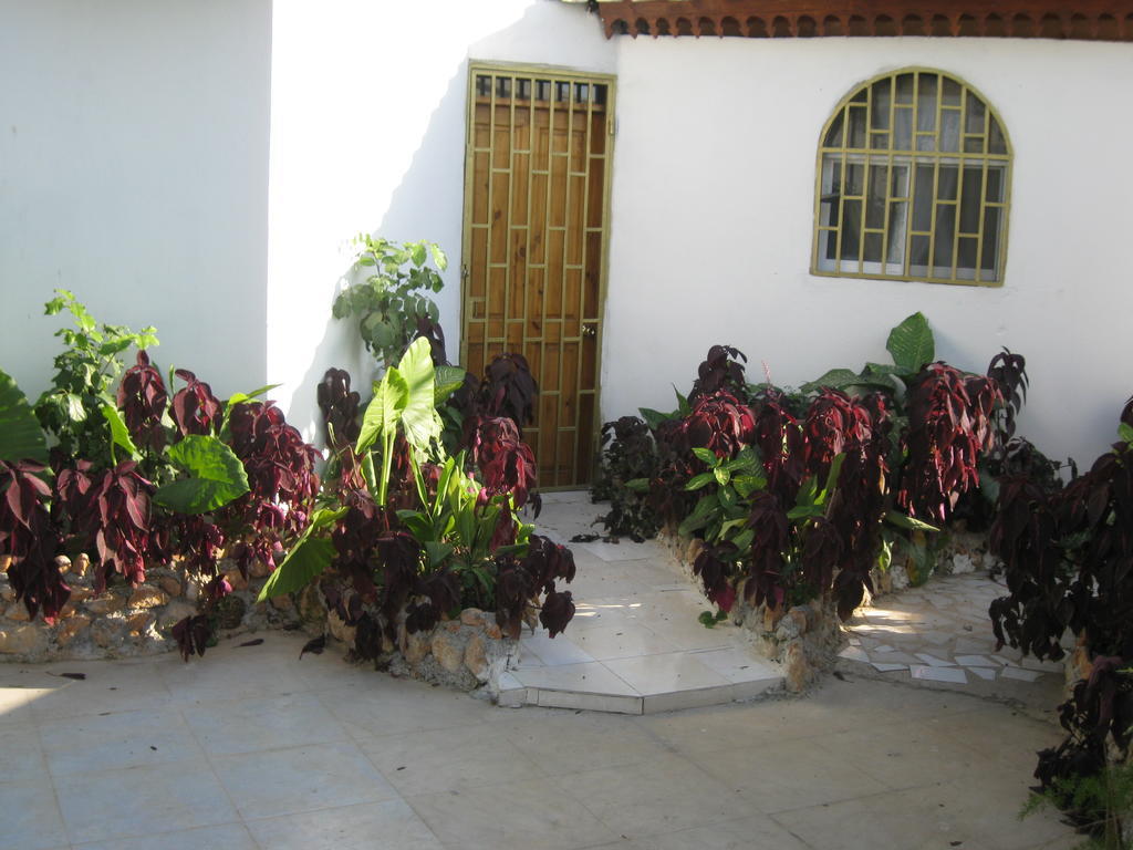 Pacot Breeze Hotel Musseau Rom bilde