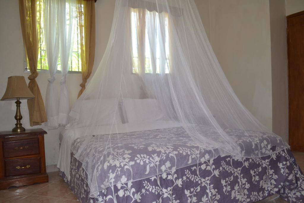 Pacot Breeze Hotel Musseau Rom bilde